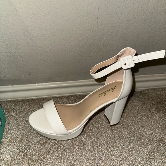 Ankle Strap White Heels - Picture 3 of 6